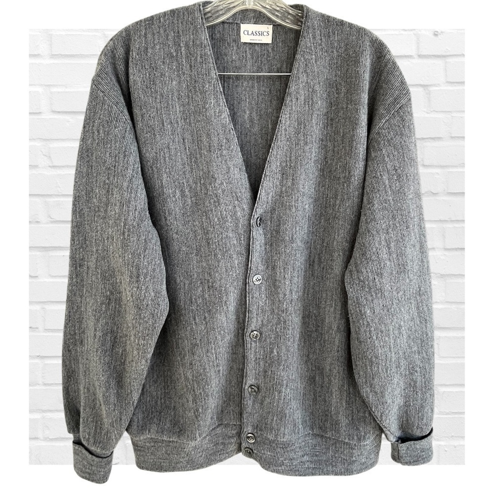 Vintage Classic Men’s Gray Cardigan Sweater Granpa Core Knit Button 80’s